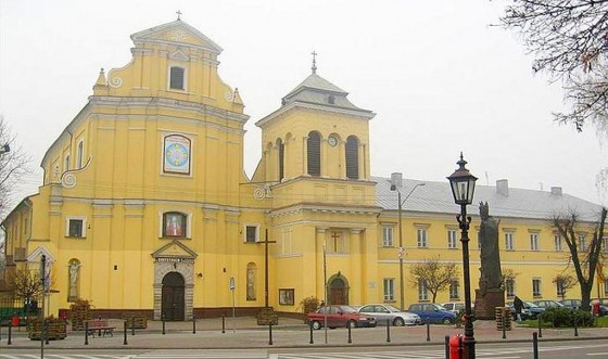 Kosciol Niepokalanego Poczecia NMP w Rawie Mazowieckiej