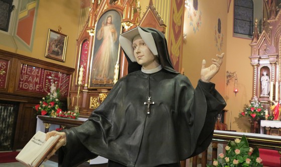 Swieta Siostra Faustyna - rzezba